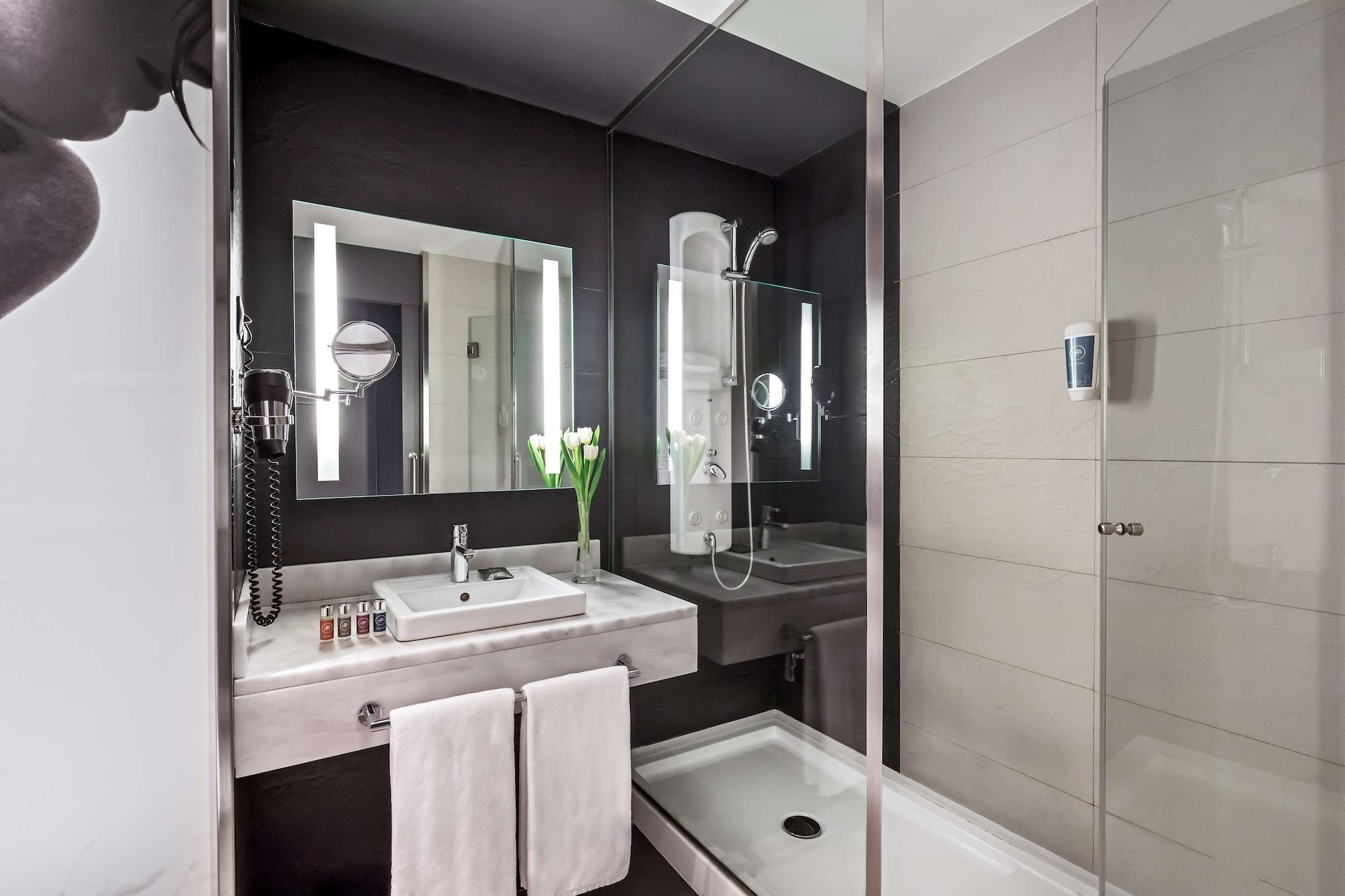 Hotel Zentral Castellana Norte Madrid Luaran gambar