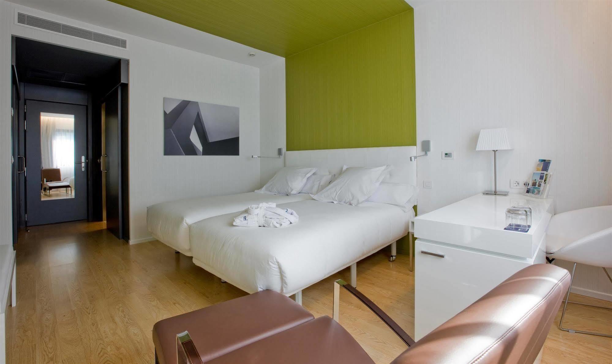 Hotel Zentral Castellana Norte Madrid Bilik gambar