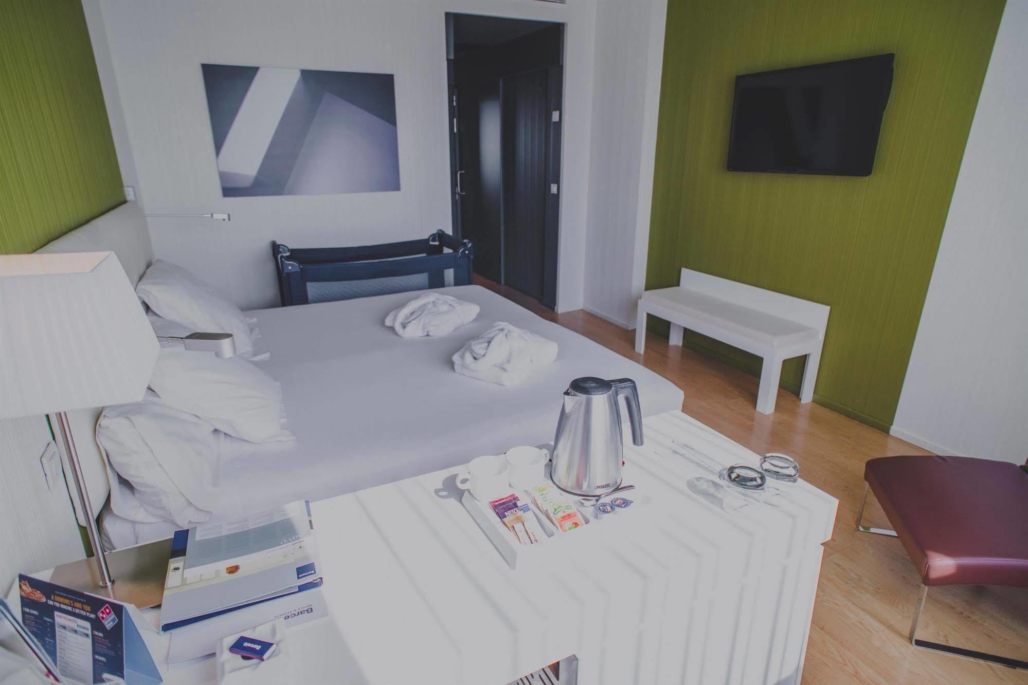Hotel Zentral Castellana Norte Madrid Luaran gambar