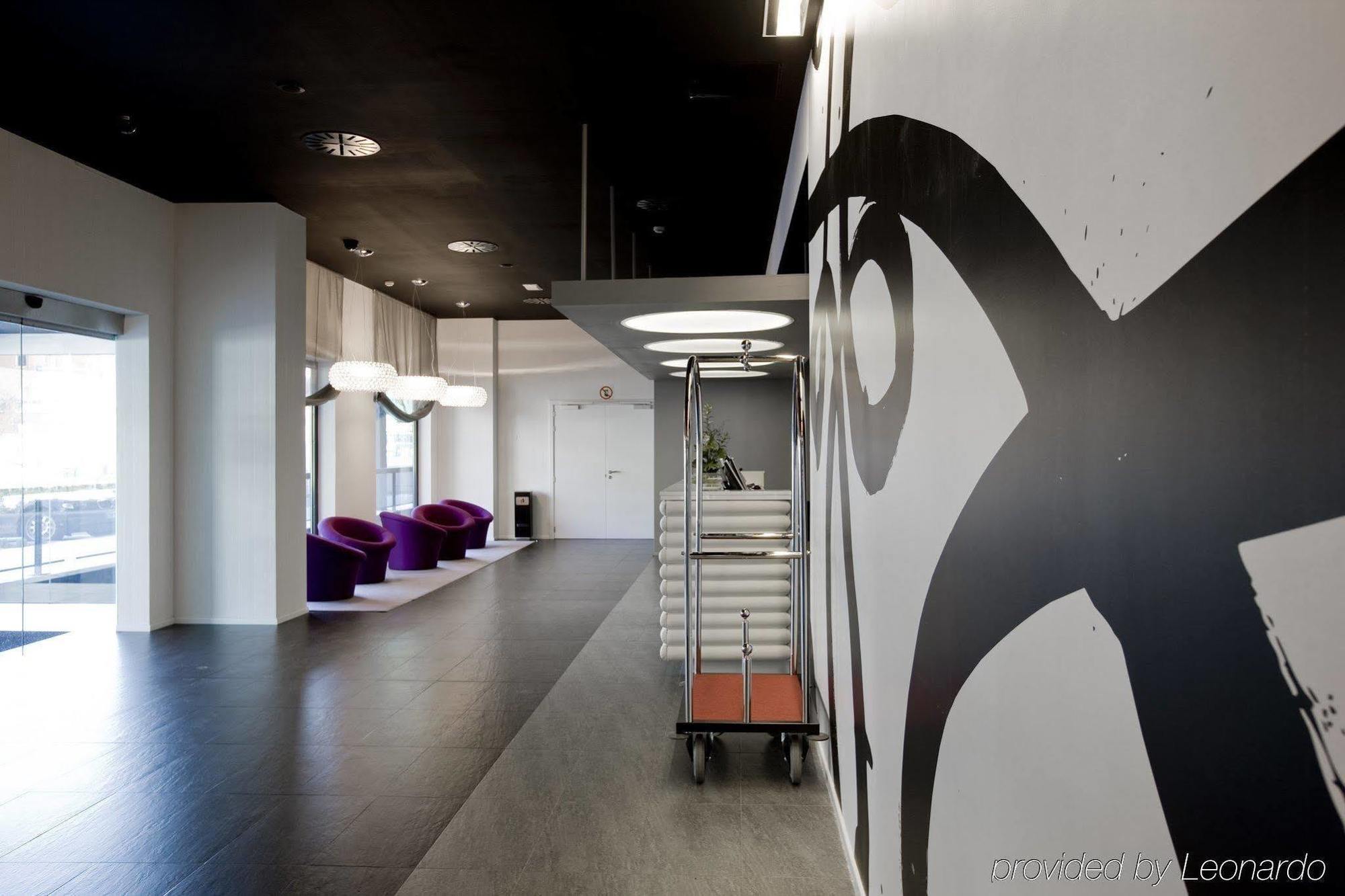 Hotel Zentral Castellana Norte Madrid Dalaman gambar
